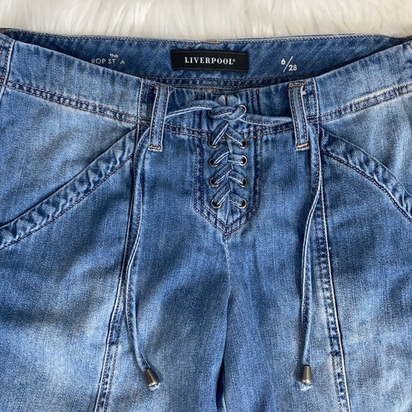 Liverpool Jeans Company Tie Detail Zip Capri Cropped Y2K Style Jeans 6/28 - Picture 2 of 7